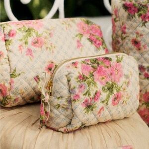 Sezane x Andion Beauty Case